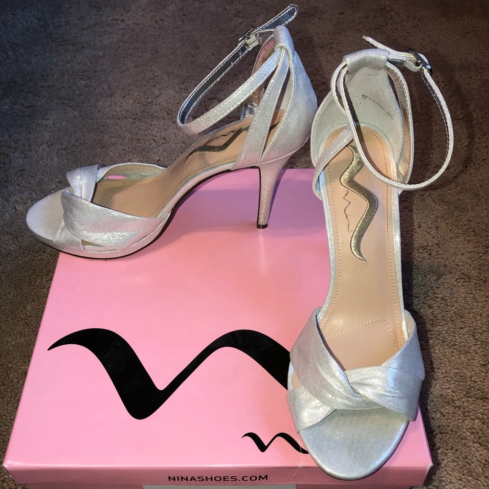 Nina Shoes Silver Ankle Strap Heels, Size 8M
